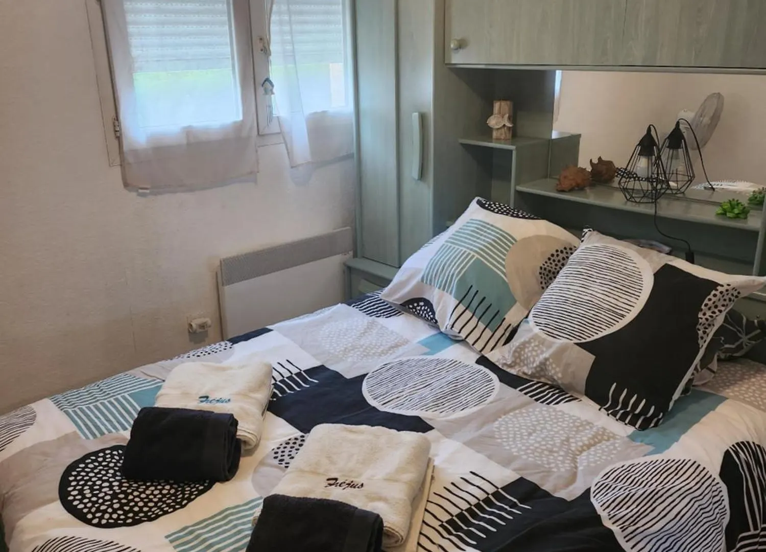 Apartment Appartement Port Frejus Avec Loggia Et Acces Plages A Pieds